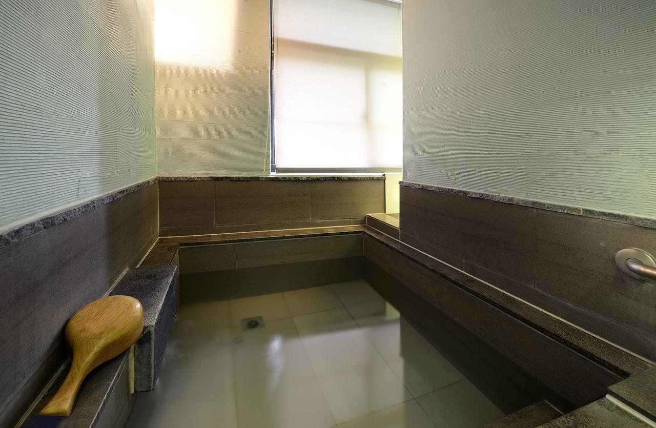 松語墅溫泉居 Pine Hot Spring Bed & Breakfast Jiaoxi Exterior photo